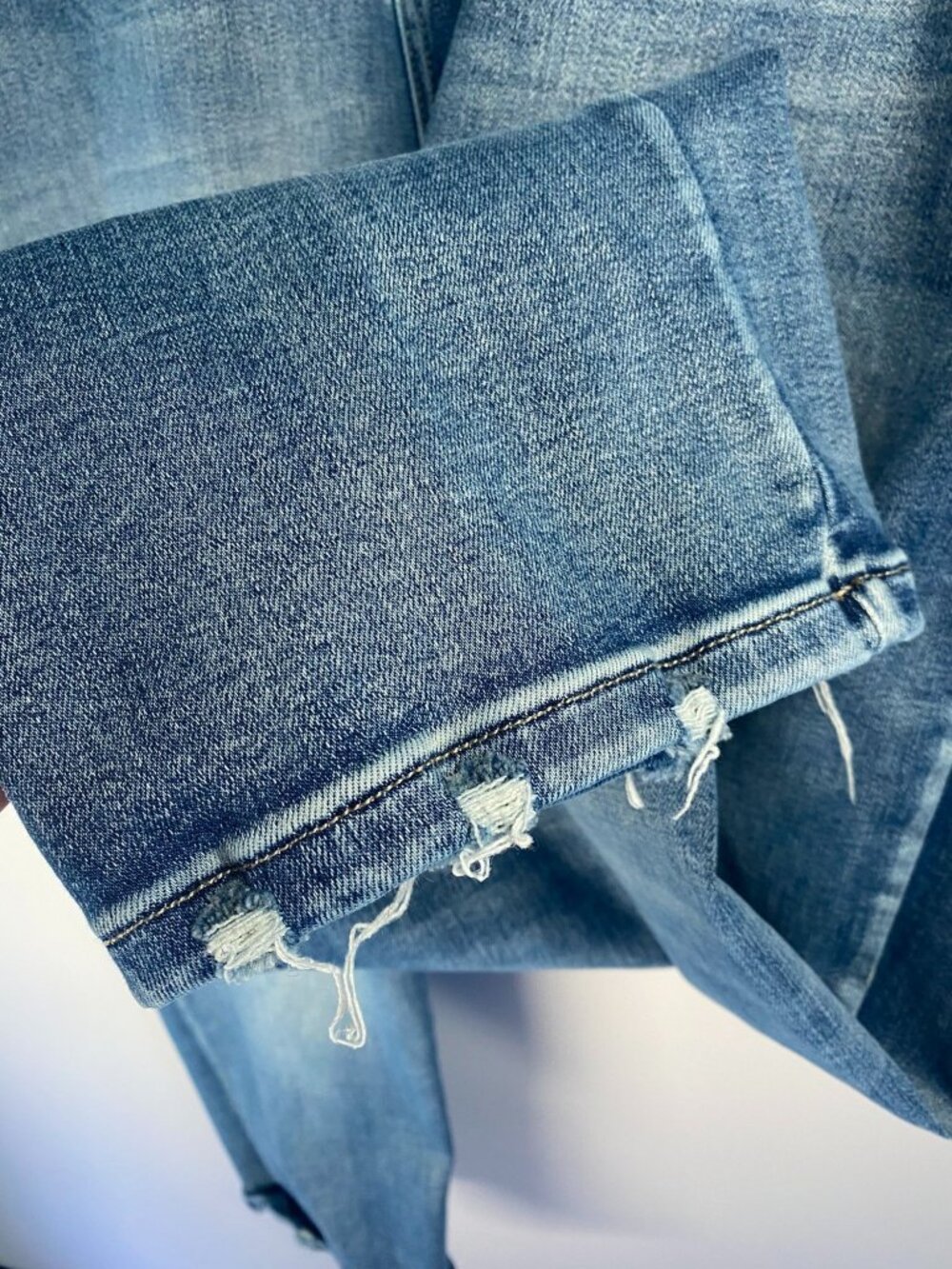 Chic Soul 18 Distressed Cropped Wide-Leg Jeans Size 18 Light Wash Frayed Hem - Picture 3 of 8
